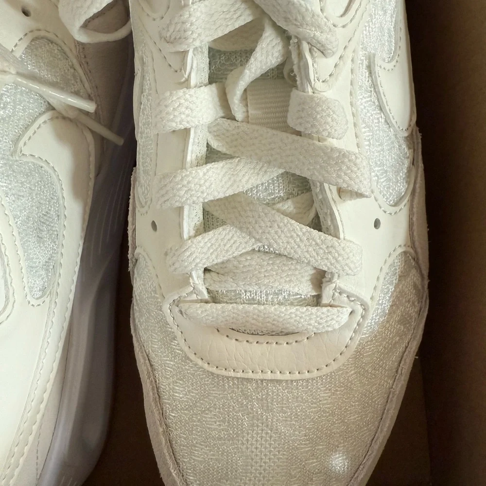 Women’s Nike Air Max SC Sail/White/Cream with Lace Detail - Picture 4 of 6
